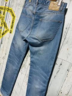 極限定 ロンハーマン　スウェットスリムデニムパンツ 強ストレッチ スカイブルー 極限定 ロンハーマン スウェットスリムデニムパンツ 強ストレッチ