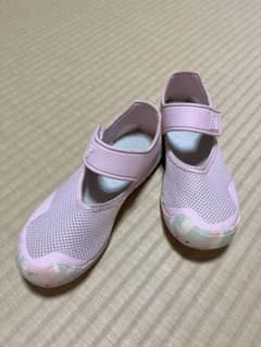 19cm ニューバランス　サマーシューズ　水陸両用のサムネイル