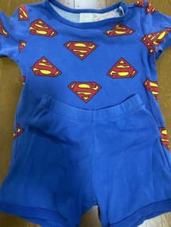 H&M スーパーマン バットマン パジャマセット 110cm 4Y〜6yのサムネイル