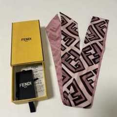 FENDI ラッピー スカーフ ピンクのサムネイル