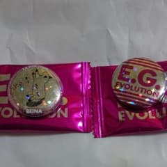 鷲尾伶菜 缶バッチセットのサムネイル
