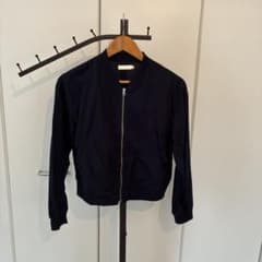 earth music&ecology ネイビー ジップアップ 綿ブルゾンのサムネイル