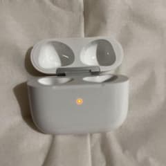 Apple AirPods (第3世代)ケースのサムネイル