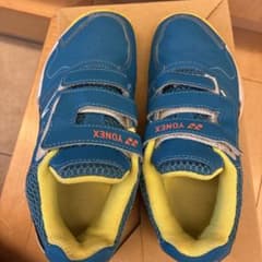 YONEX POWER CUSHION シューズのサムネイル
