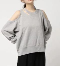 【みい様専用】DIESEL オープン ショルダー ダメージスウェットのサムネイル
