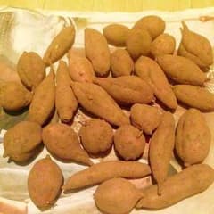 送料込み❗️宮崎県産 減農薬野菜 安納芋 規格外品のサムネイル
