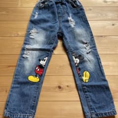 専用　ダメージ加工、ミッキーデニムパンツのサムネイル