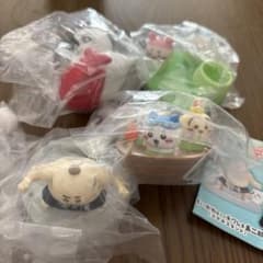 ちいかわ ガチャガチャ フィギュア 4種セットコンプリートのサムネイル
