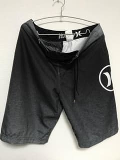 ハーレーHurley サーフパンツ　黒　サイズ32のサムネイル