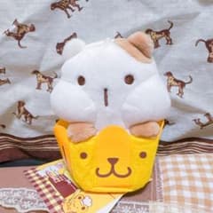 ポムポムプリン　マフィン カップケーキ型ぬいぐるみ ポムポムプリン マフィン カップケーキ型ぬいぐるみ 限定 - メルカリ