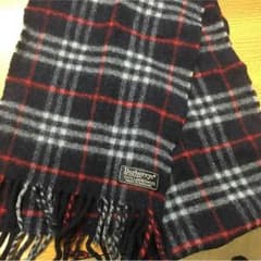 Burberryマフラーのサムネイル