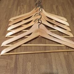 【135本セット！】木製ハンガー IKEA Amazonのサムネイル