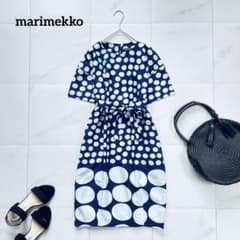 美品✨marimekkoマリメッコ KOMEETTAワンピース 紺×水色 リボン - メルカリ