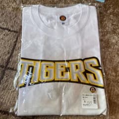 くっきー様専用　阪神タイガース　Ｔシャツのサムネイル