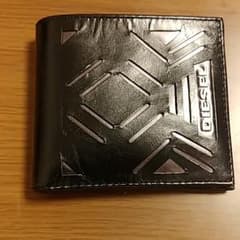 DIESEL　二つ折り財布のサムネイル