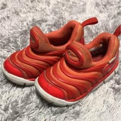 ナイキ ダイナモフリーのサムネイル