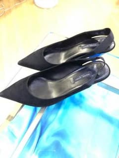 PHILIPPE MODEL バックベルトパンプス 黒のサムネイル