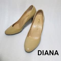 DIANA ダイアナ パンプスのサムネイル