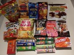 【在庫処分品】お菓子19個詰め合わせのサムネイル