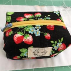 ポーチのサムネイル