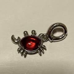 Pandora カニ　赤　シルバー　チャーム　パンドラのサムネイル