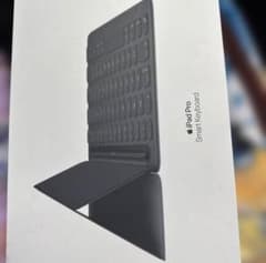 カ*カ様 iPad Pro Smart Keyboard 本体のサムネイル