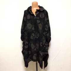 美品 BASTIA バスティア バラ 総柄 ちりめん風 襟付き ジャケット