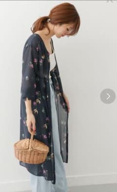【美品】値下アーバンリサーチドアーズ　2wayワンピース 花柄のサムネイル