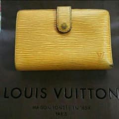ルイヴィトンのエピ財布！！卒業式セール！！のサムネイル