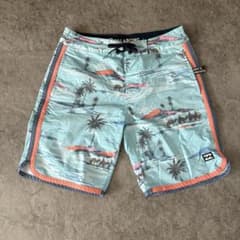 BILLABONG キッズ サーフパンツ サイズ24水着のサムネイル