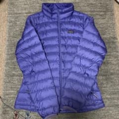 Patagonia 青ダウンジャケット　girl's XLのサムネイル