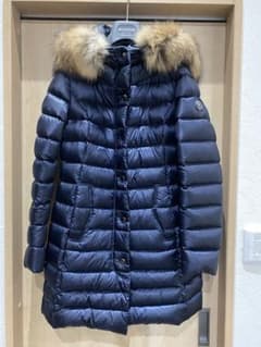 美品CAPEHORNダウンコート42ネイビーのサムネイル