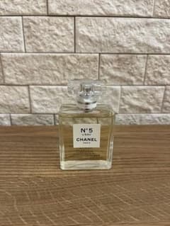 CHANEL N°5 ロー オードゥ トワレットのサムネイル