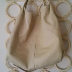 guia'sレザーbag   Italy製のサムネイル
