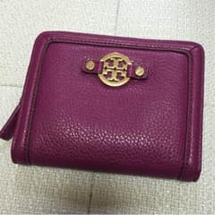 トリーバーチ 二つ折り財布 間も無く販売終了！！のサムネイル
