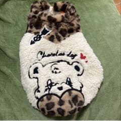 犬用 ボアベスト ヒョウ柄 くまさん刺繍