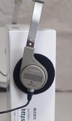 初代ウォーマンヘッドホン　SONY ソニー　RMOR-3L2 当時物　希少 SONY 初期ウォークマン用レトロヘッドフォン 高音質 MDR-3L2
