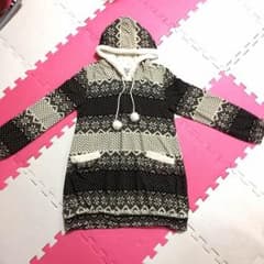 ボンボン付き♡パーカー マタニティにものサムネイル