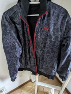 PUMAトレーニングウェアウインドブレーカーのサムネイル