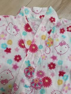 サンリオキティ 花柄甚平 110cmのサムネイル