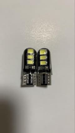 T10 LEDバルブ ホワイト 2個セットのサムネイル