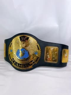 激レア】WWE /WWFチャンピオンベルト レプリカ ゴールド - メルカリ