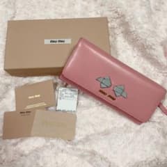 miumiu 長財布　箱付きのサムネイル