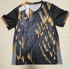 L】Victor バドミントン ゲームシャツ 奈良岡功大 ビクター - メルカリ