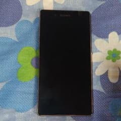 Xperia Z4 SO-03Gのサムネイル