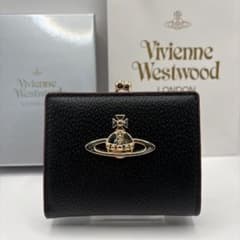 新品　Vivienne Westwood 二つ折り財布 黒　988VW738 新品未使用】Vivienne Westwood 二つ折り財布988VW738 - メルカリ
