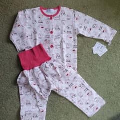 まゆあや様専用 パジャマ 95 新品未使用　【2セット】のサムネイル