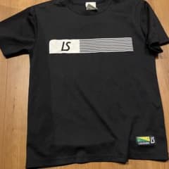 Luz y Sombra 黒シャツ サイズ150のサムネイル