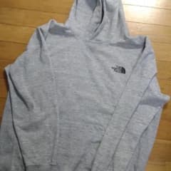 れしな様THE NORTH FACE パーカー2着のサムネイル