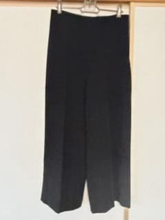ZARA WOMAN 濃紺ワイドパンツ Mサイズのサムネイル